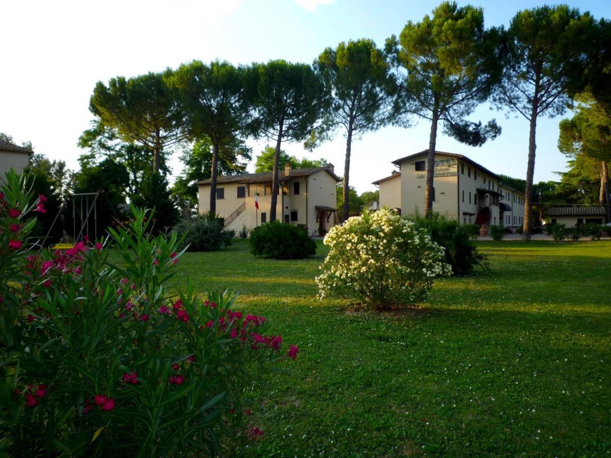 Hotel La Torretta Assisi Exteriör bild